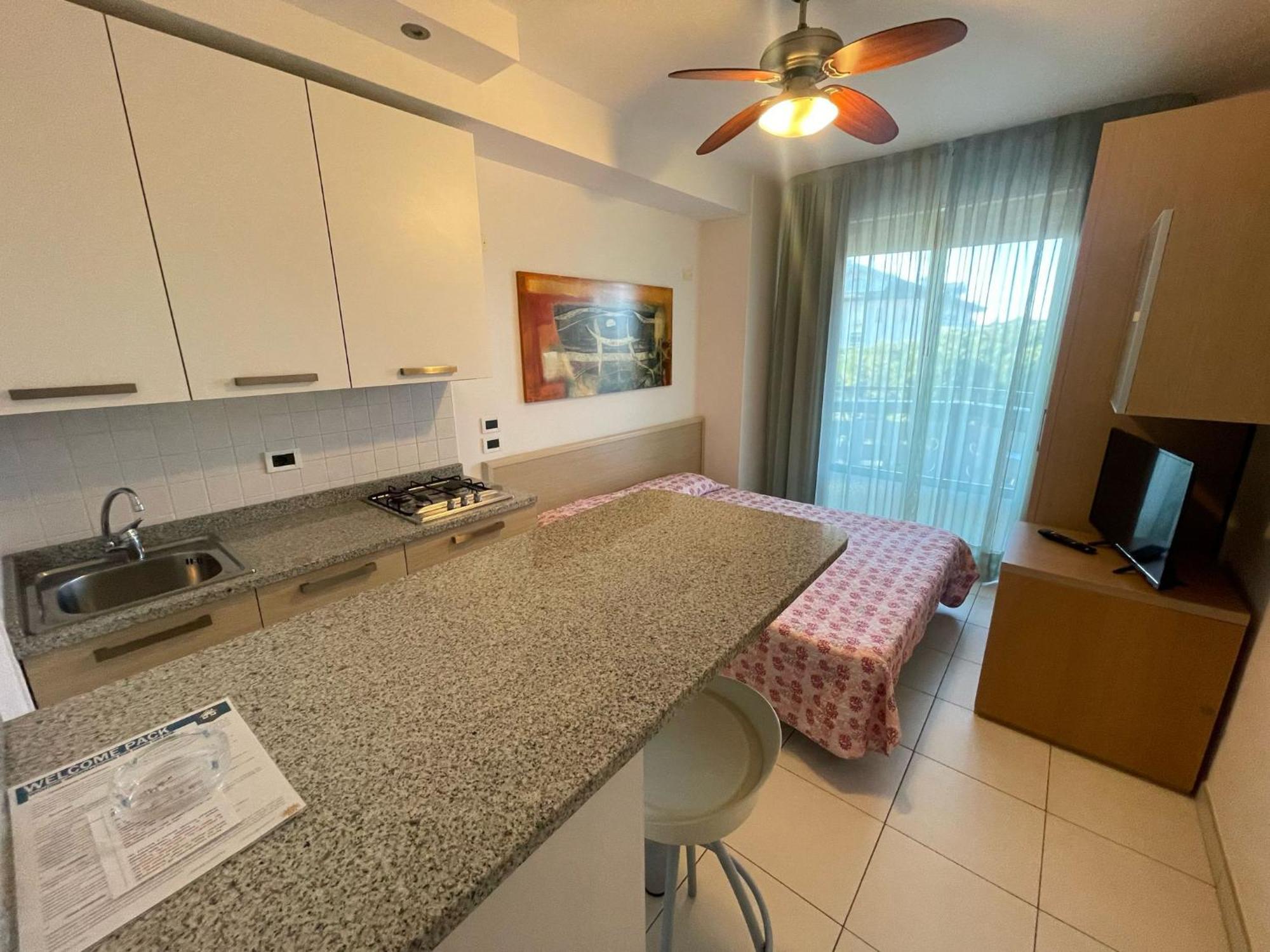 Residence Zenith Caorle Extérieur photo